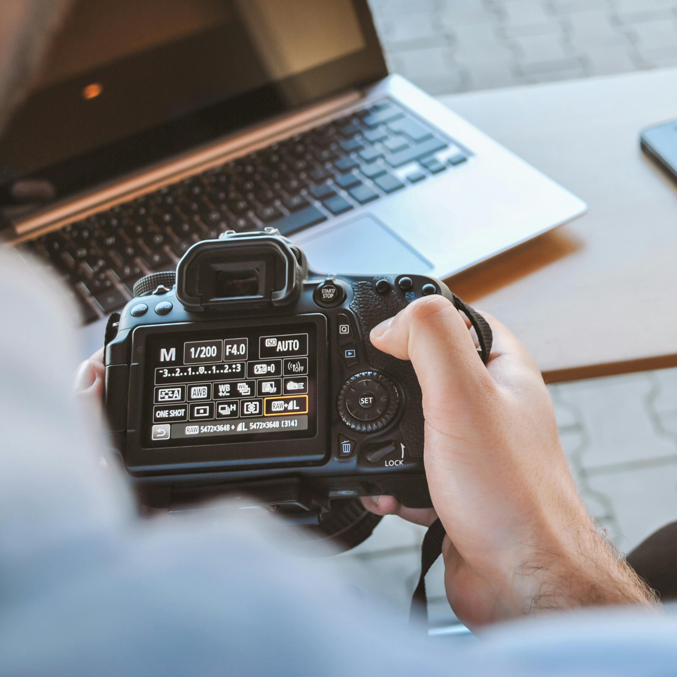 Feature Image Service